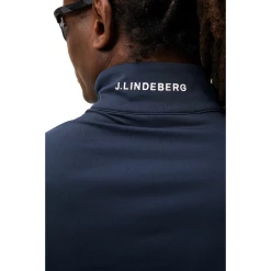 J.Lindeberg Luke Half Zip Golf Mid Layer GMJS06340 -golf gloves Shop GMJS06340 6855 007 Web 150dpi PhotoRoom
